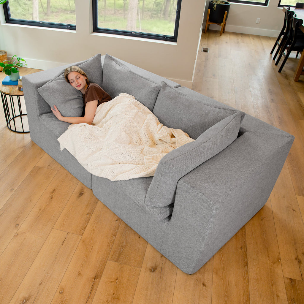Averra™ Loveseat