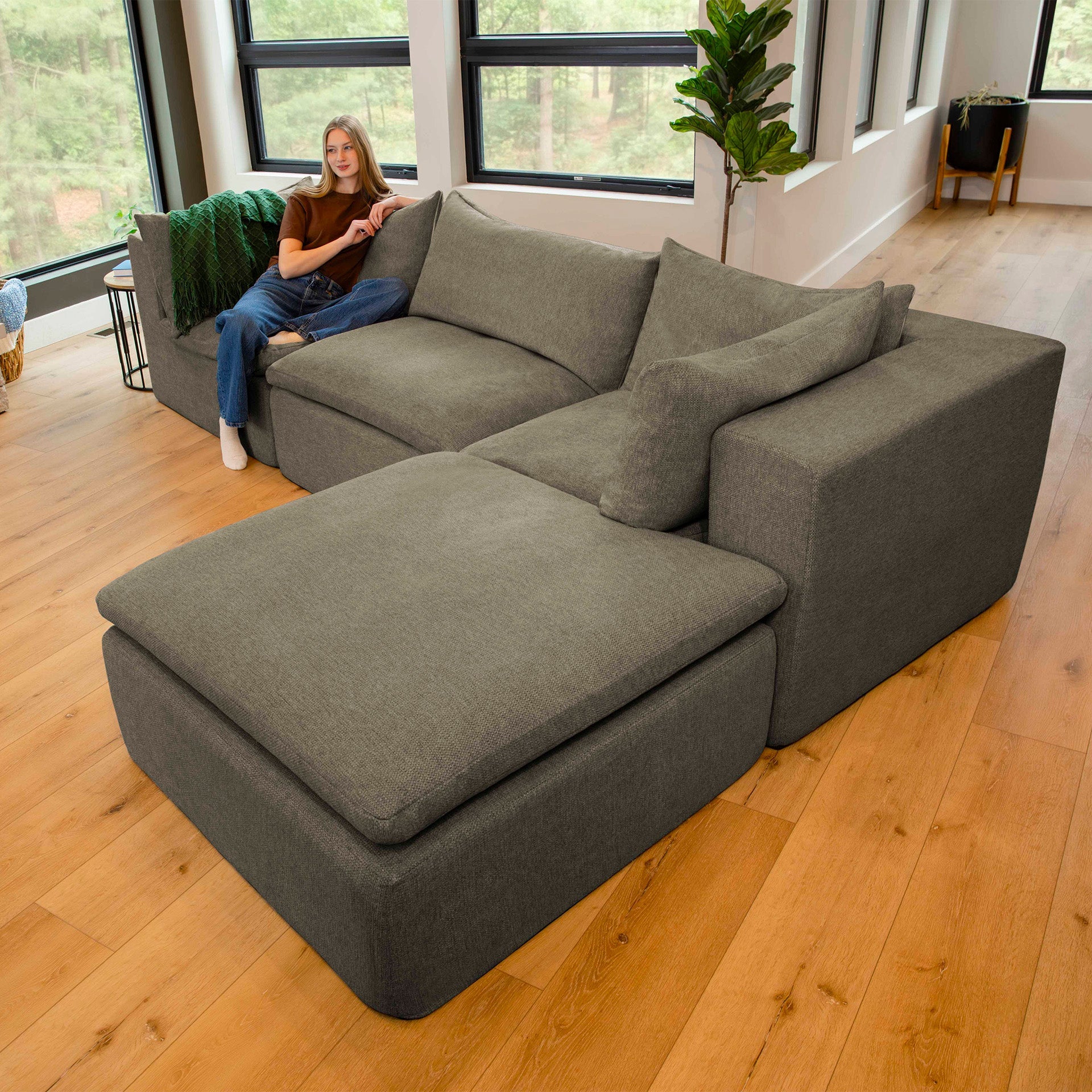 Averra™ 4 Piece Modular Sectional Sofa