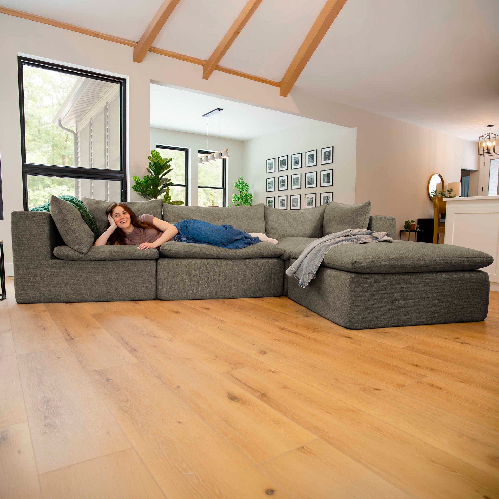 Averra™ 4 Piece Modular Sectional Sofa